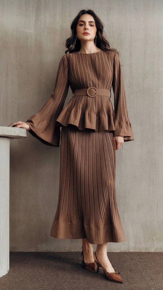 Pleaded Long Top With A-Line Skirt Set FC2404