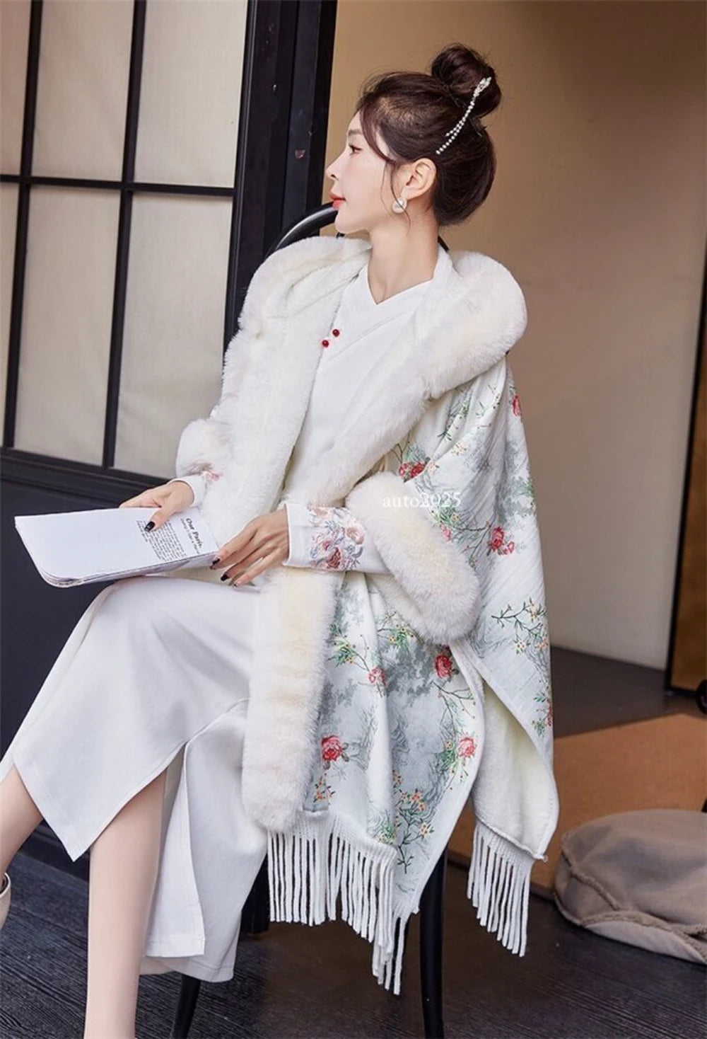 Premium Furr Cape FC1656