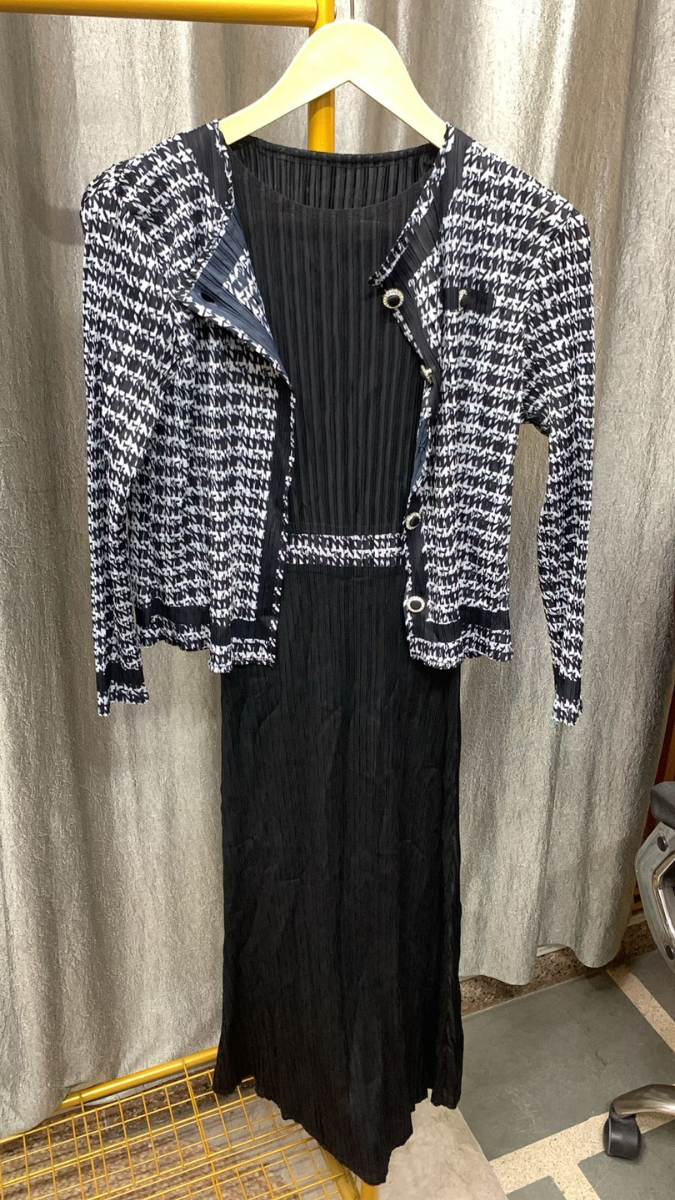 Printed Jacket And Pleated Dress FC2262