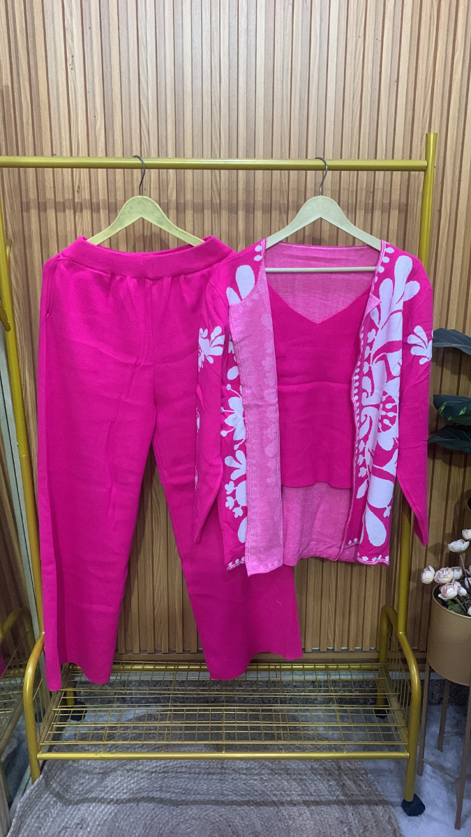 Printed Shrug With V Neck Inner And Loose Pant FC2000