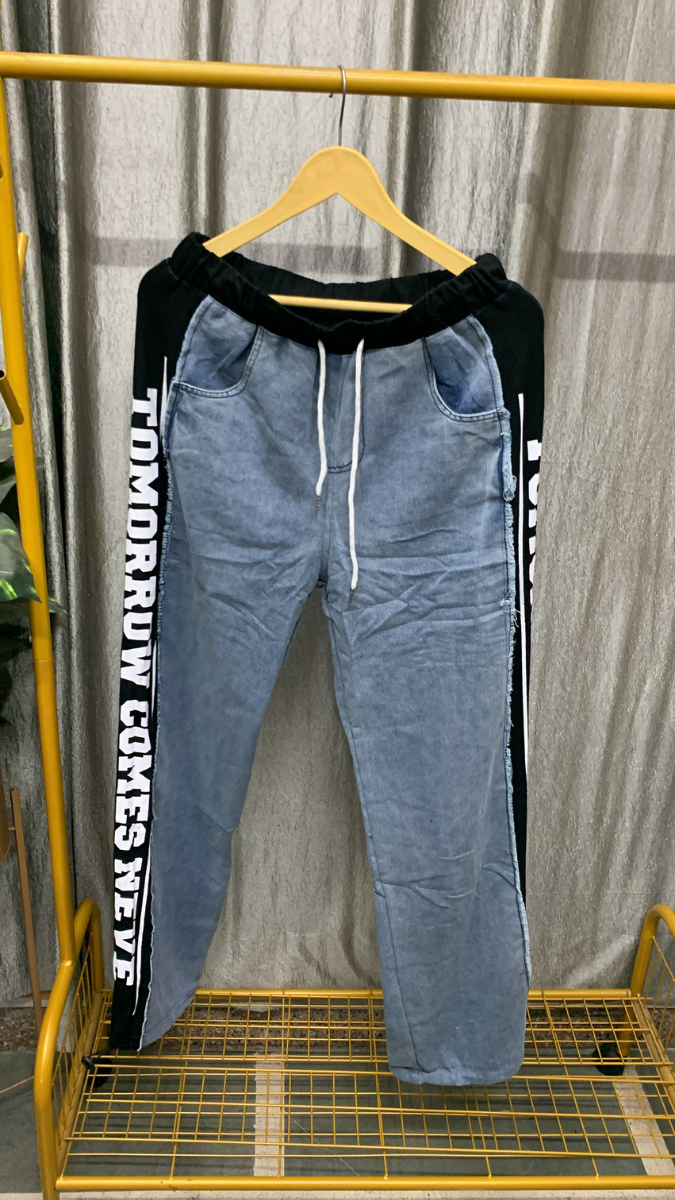 Printed Sides Loose Denim Pant FC2514
