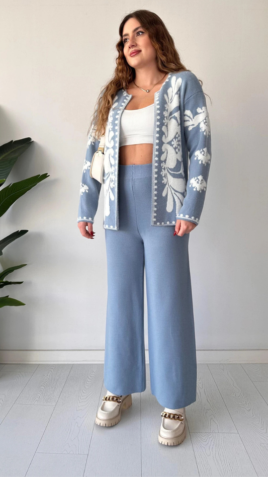 Printed Shrug With V Neck Inner And Loose Pant FC2000