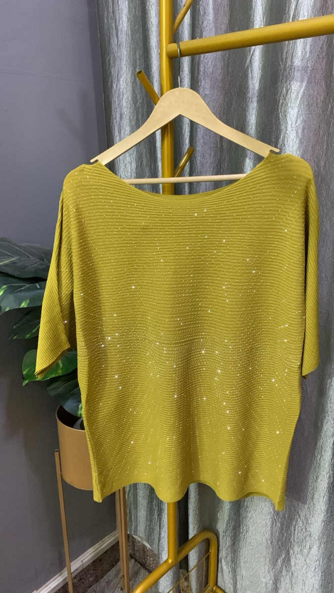 Rhinestone Designed Boat Neck Loose Sleeve Top FC2185