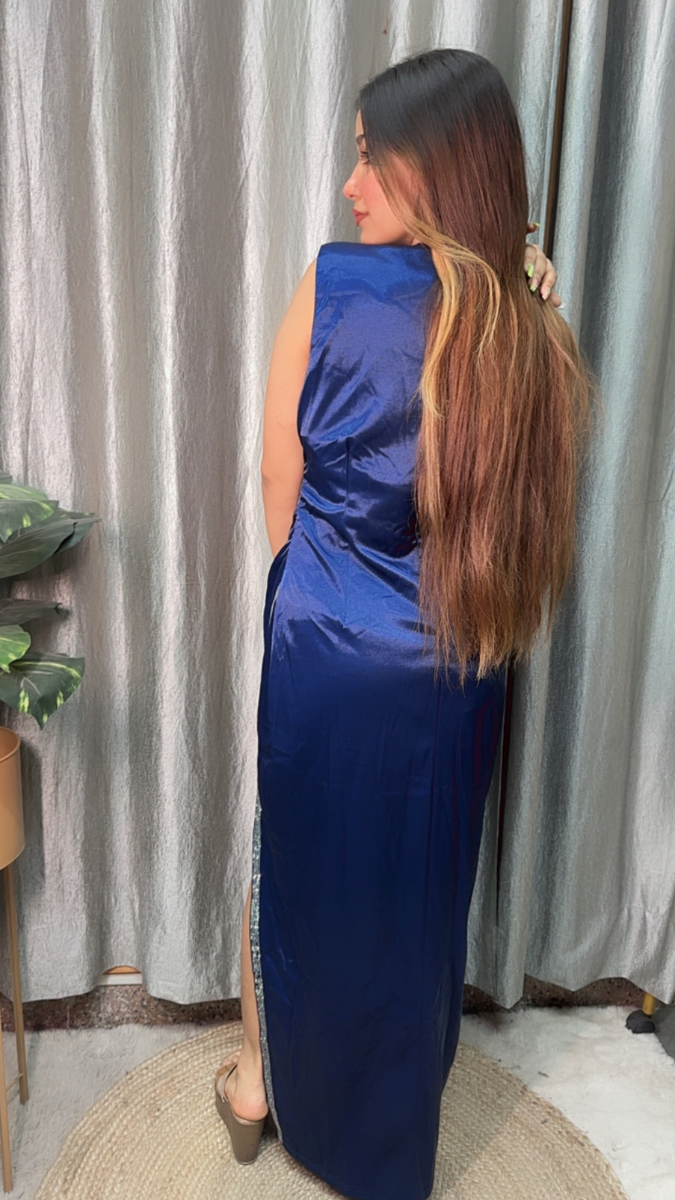 Rhinestone Designed Side Slit Round Neck Sleeveless Dress FC2132