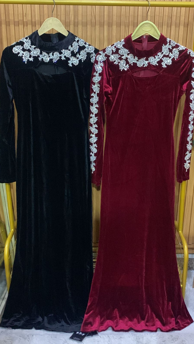 Rhinestone Designed Sleeve And Neckline Dress With Slit on Neck FC1964