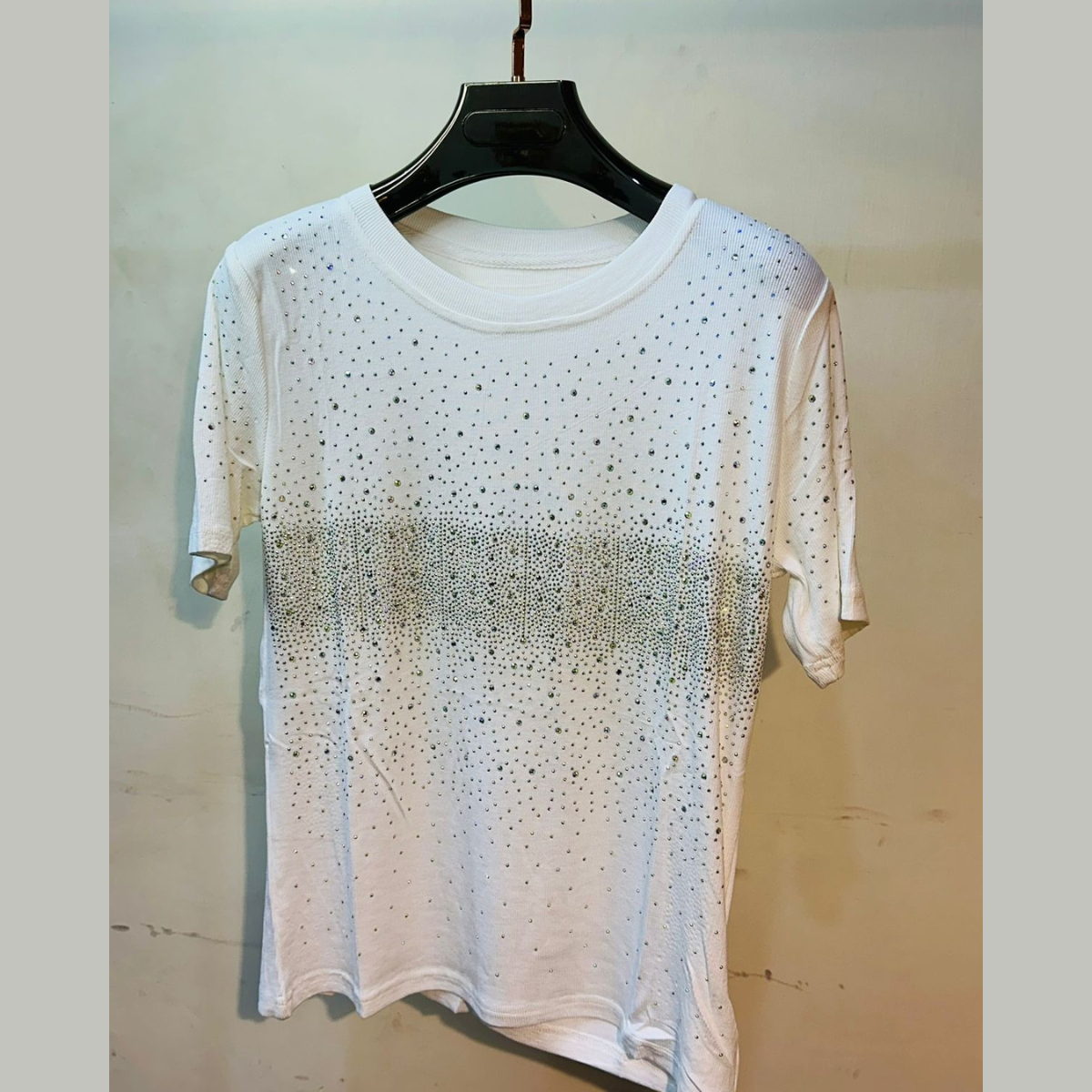  Rhinestones Embellished T-Shirt