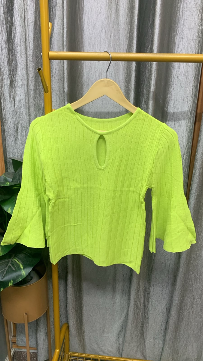 Round Neck Front Slit Crop Top FC2610