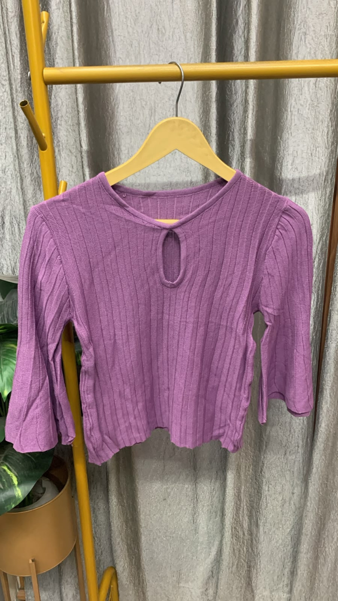 Round Neck Front Slit Crop Top FC2610
