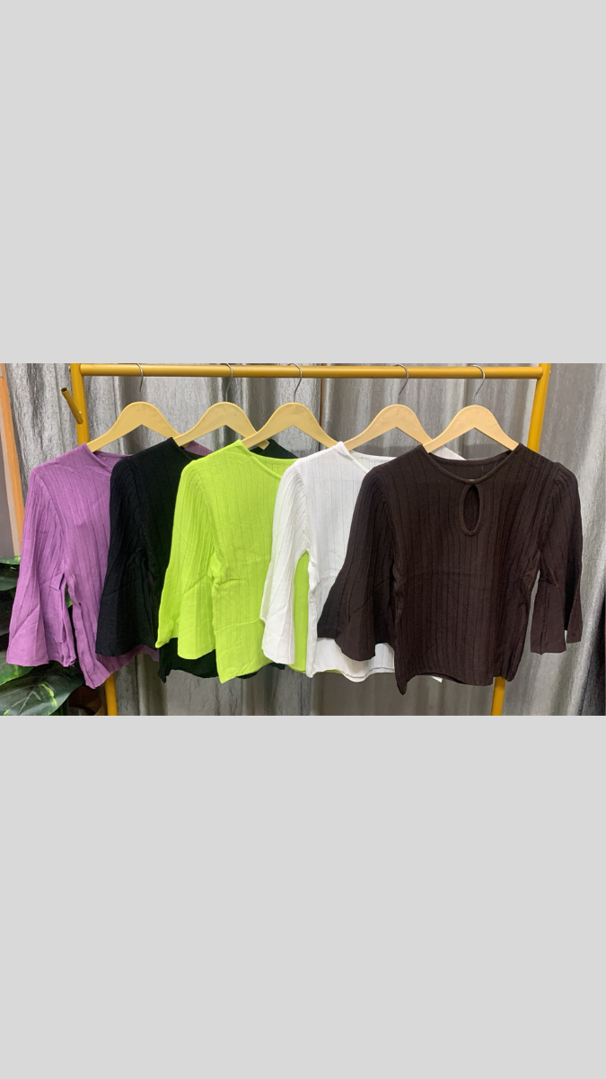 Round Neck Front Slit Crop Top FC2610