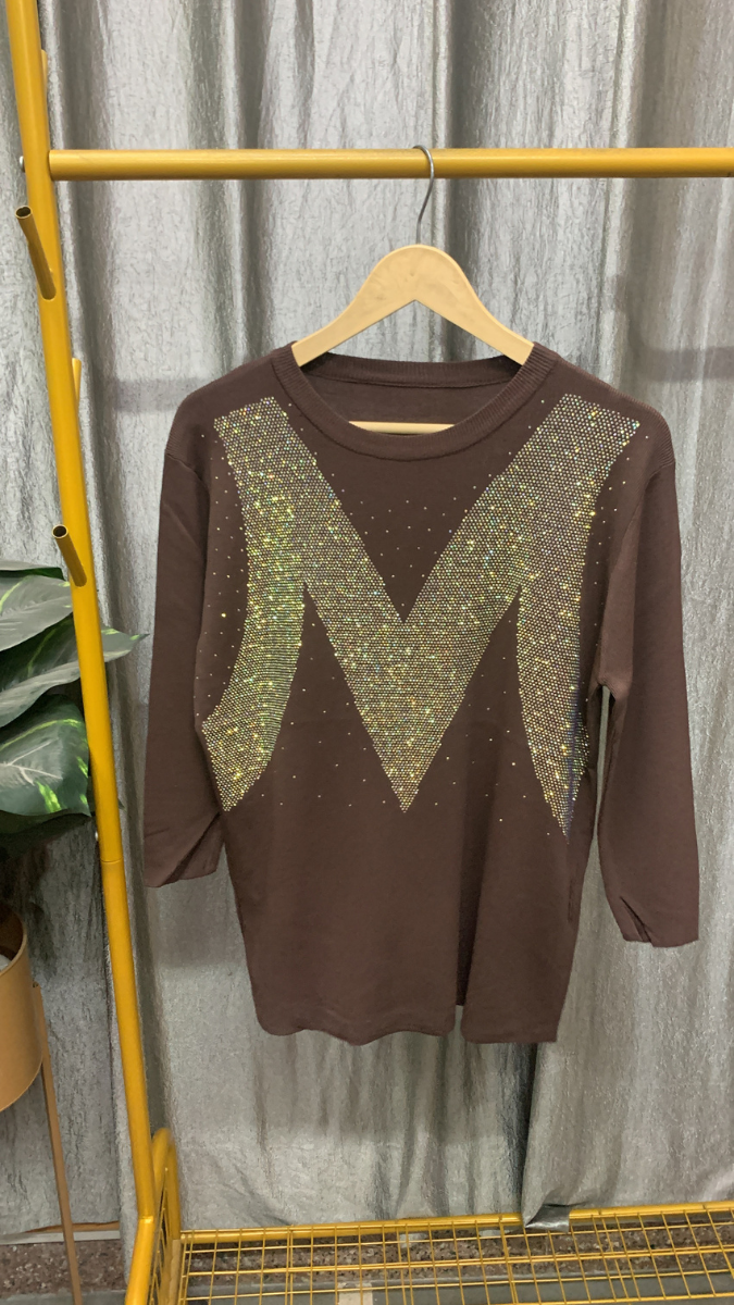 Round Neck Glittering M Written Top FC2510