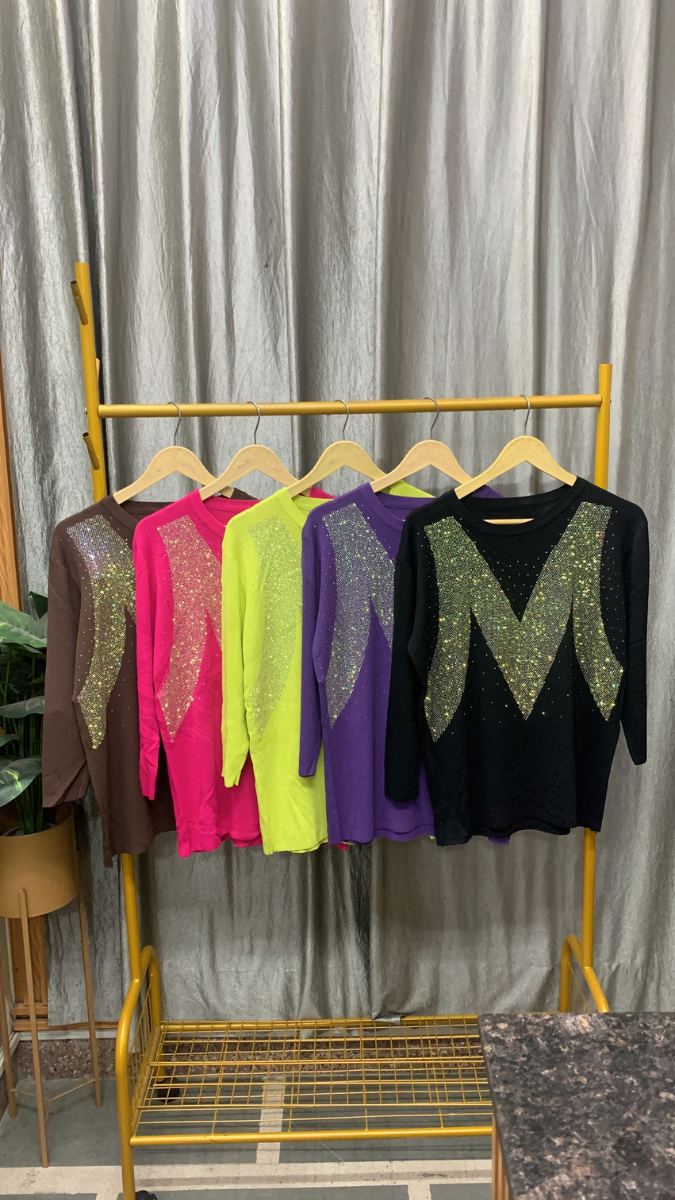Round Neck Glittering M Written Top FC2510