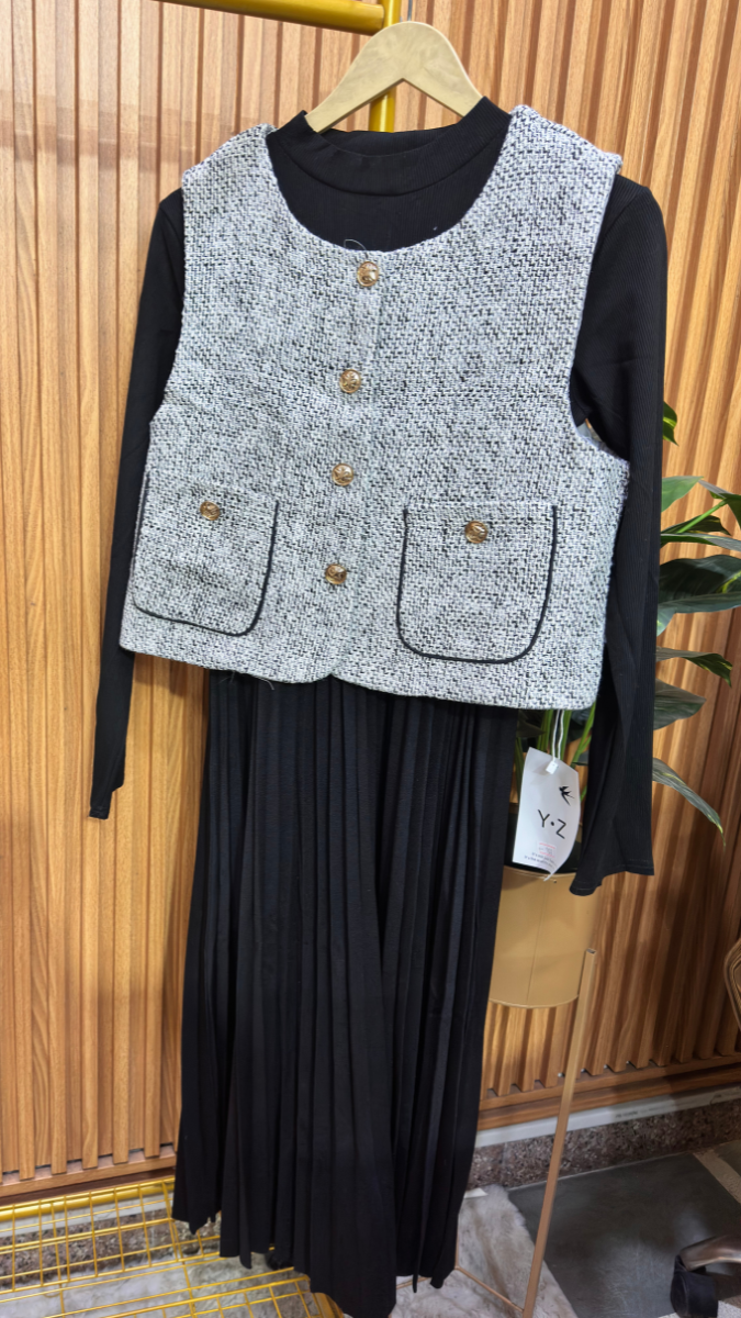 Ruffle Dress And Tweed Sleeveless Blazer With Golden Button FC1978