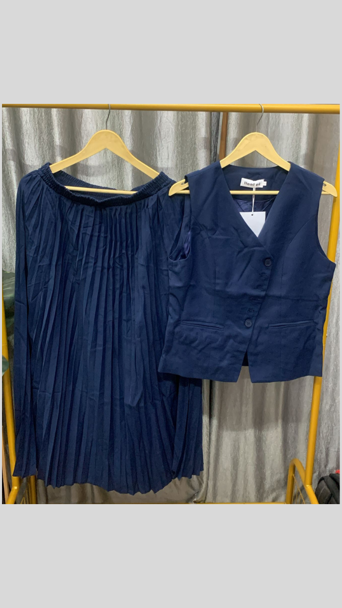 Sleeveless Vest With Pleated Skirt Set FC2237