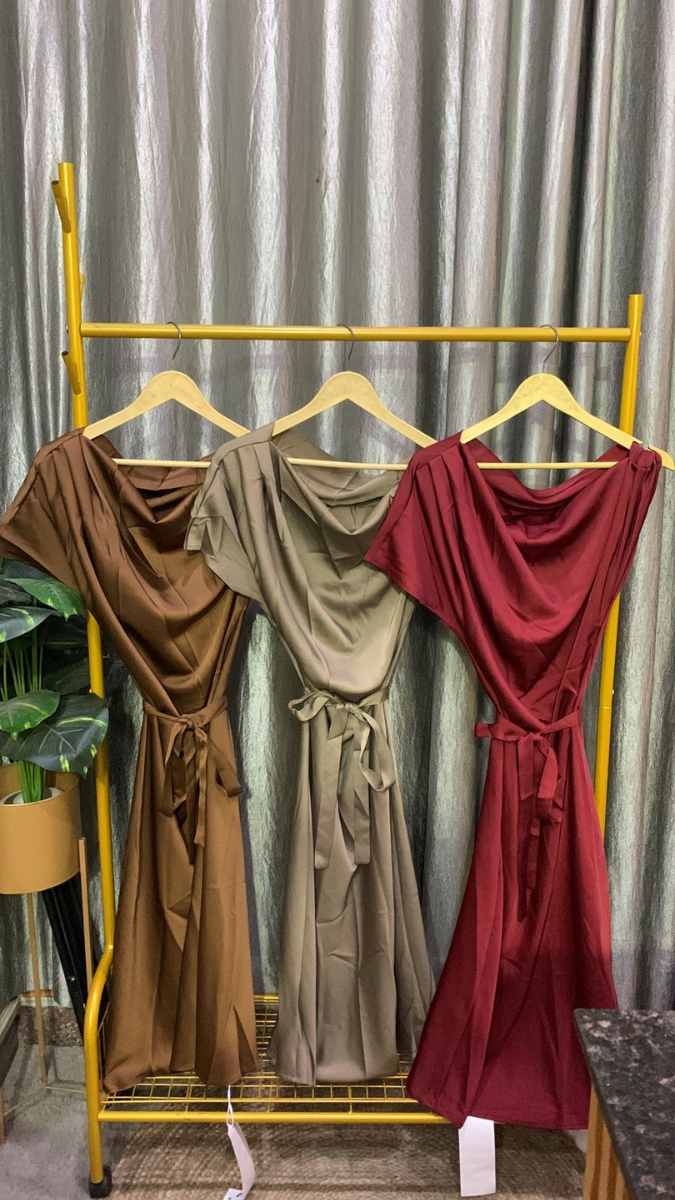 Stylish One Off Shoulder Midi Dress FC2321