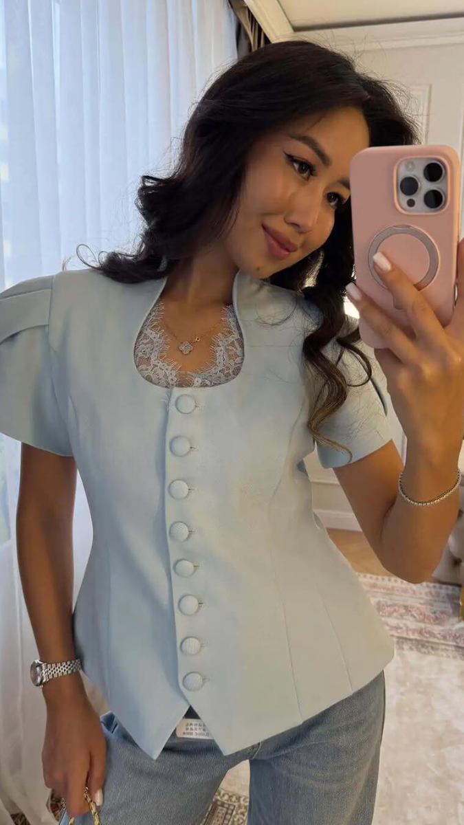 Stylish Sleeve And Neckline With Button Front Top FC2593