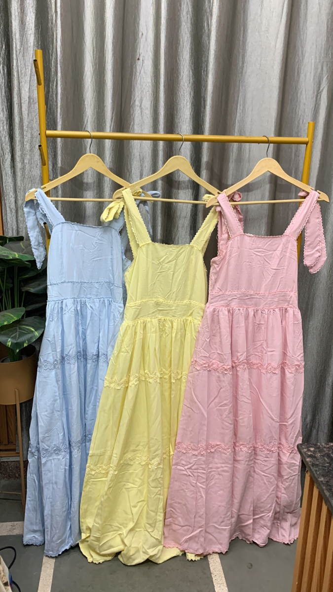 Tie Knot Sleeve Lace Designed Maxi Dress FC2512