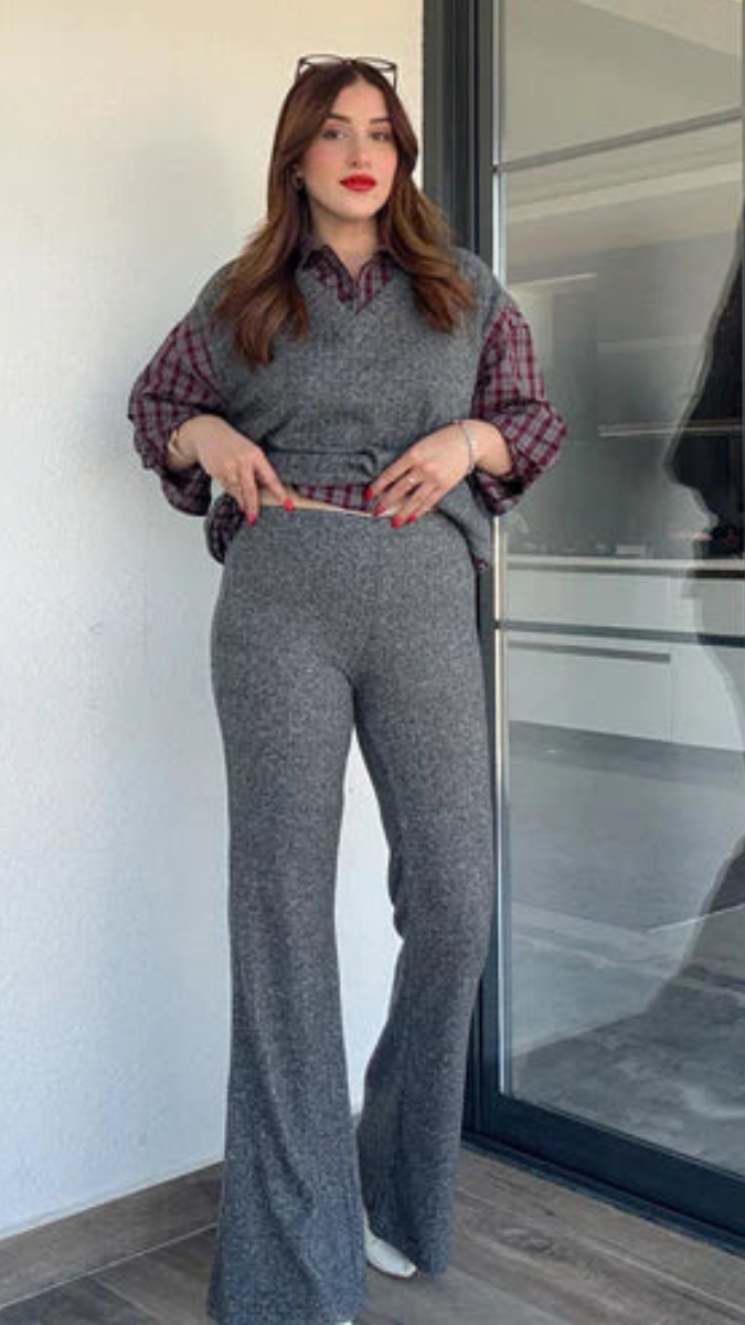 V Neck Half Sweater With Check Shirt Coord Set FC1999