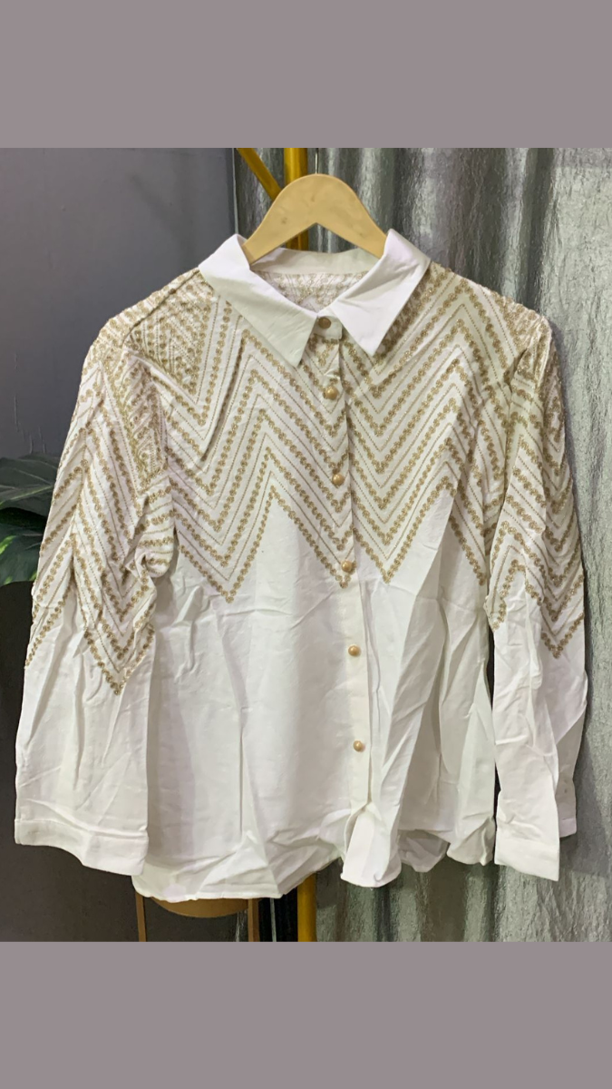 Wavy Embroidery Shirt FC2208